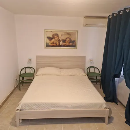 Gianni House Daire Palermo